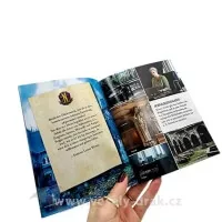 Rozevřená brožury Nevermore Academy