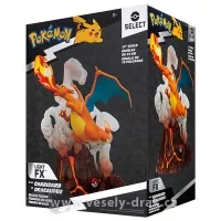 Balení Deluxe figurky Charizard o velikosti cca 39 cm