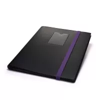 Album s ohebnými deskami a kapsou na kartu na nich